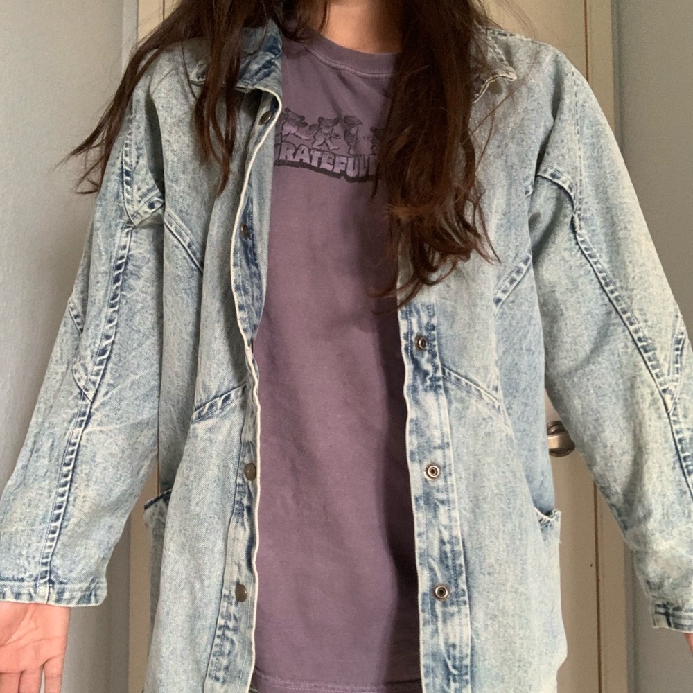 Vintage oversized light washed jean jacket - Picture 2 of 5